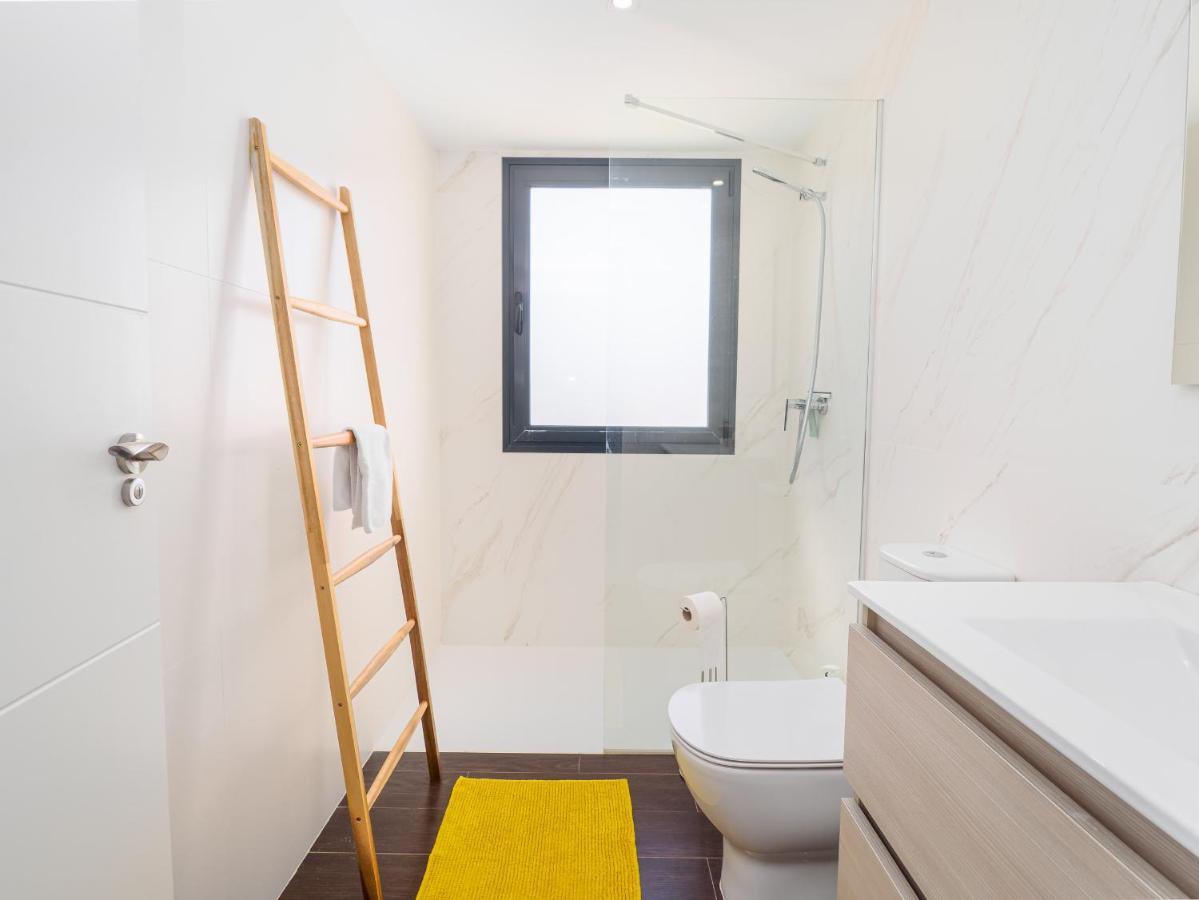 2306 - Brand New Apt, Walking Distance To Beach! Касарес Екстер'єр фото